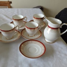 Royal Grafton - Majestic - Red - Bone China 4  Cups 4 Saucers 1 Milk Jug/Creamer