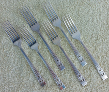 Vintage Community Hampton Court Set of 6 Dinner Forks 18cm - Excellent Condition