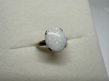 Vintage 10K Yellow Gold Opal