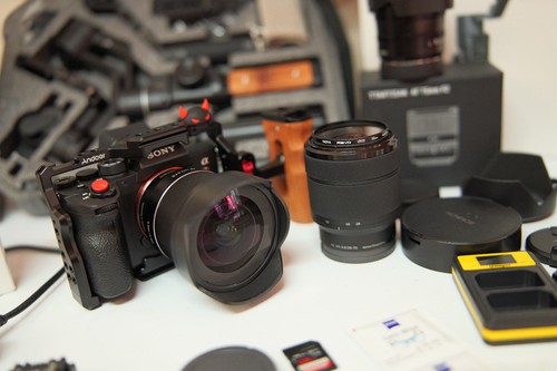 Sony alpha a7r iva digital - sony,