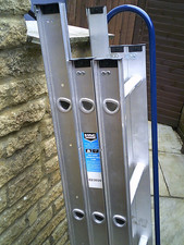 MacAllister ALUMINIUM LOFT LADDER FOR CEILINGS UP TO 9FT, EXCELLENT CONDITION