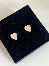 Gucci Traditional Heart Stud