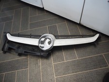 Astra J Vxr Gtc Grille And Badge in white 2015