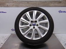 Volvo V40 Alloy wheel tyre mk3