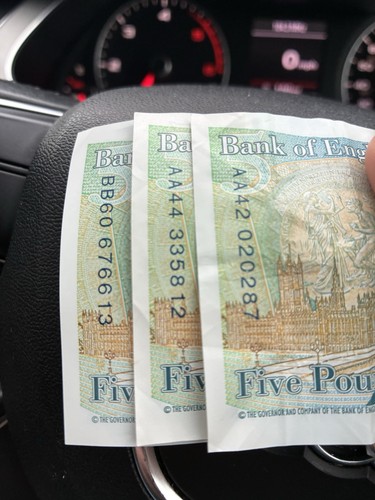 Rare notes 2 aa serial - rare,