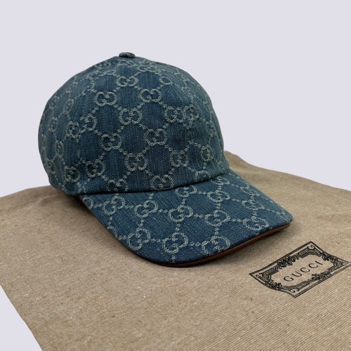 Gucci monogram logo - gucci,