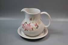 Boots Hedge Rose 1 1/2 pt Jug