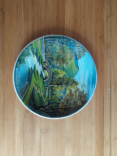 Beautiful hand painted plate - hand,
