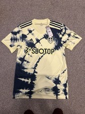 Medium Men’s Leeds United