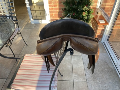 Falcon saddle - saddle, 17”