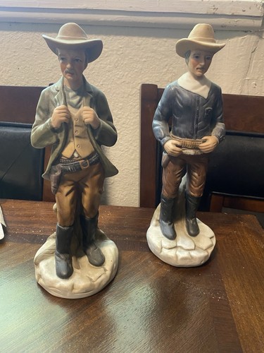 Vintage porcelain gun fighter - porcelain,