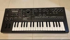 Roland JD-Xi Synth – Mint Condition + Box & Cables Included! 