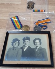WW1 British Medals with Cap Badge and Photo