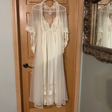 VTG Rare Miss Elaine Sheer