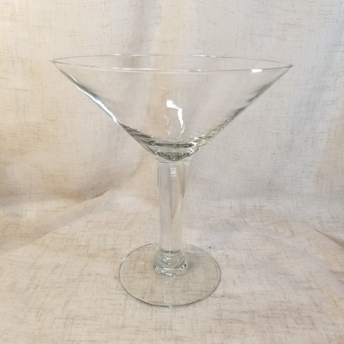 Large giant martini cocktail - large,