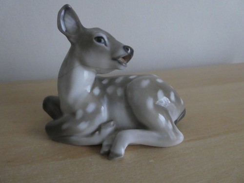 Royal copenhagen fawn - royal,