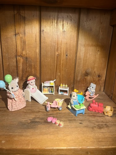 Sylvanian families bundle - families,