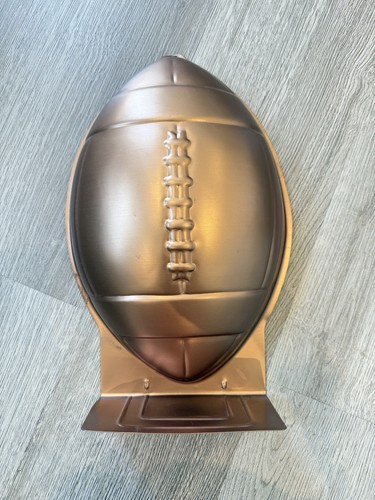 Wilton rugby ball cake - wilton, baking
