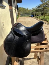 Stubben Juventus 17” Saddle