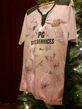 Southend United 2022/23 shirt