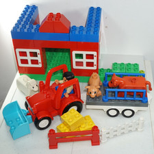 Duplo Farmyard Animal Barn Cow