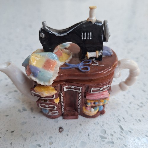 Miniature novelty teapot - miniature,