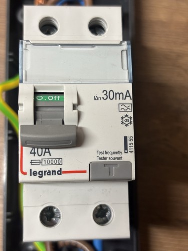 Legrand 411555 amp 30ma dp - 30ma,