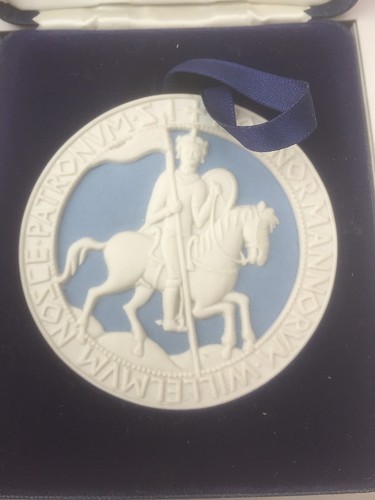 Wedgwood jasper medallion - wedgwood,