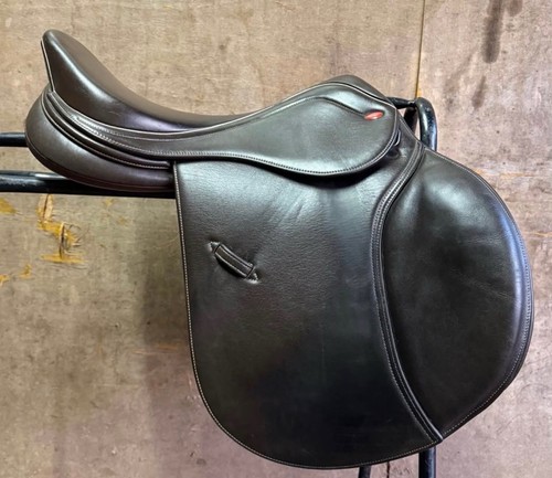Whitaker jump saddle - jump,
