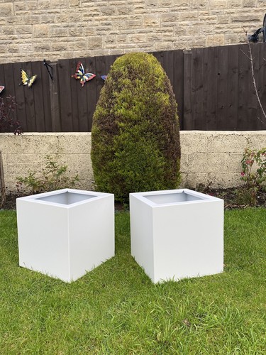 Square white aluminium - 2x,
