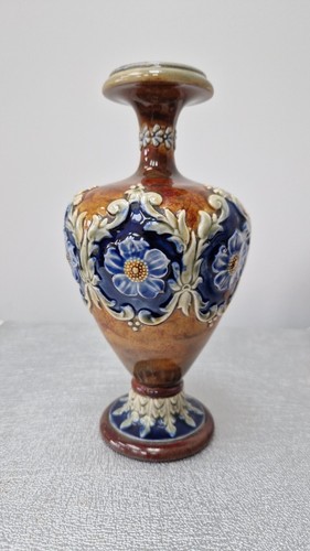Antique royal doulton - royal, lambeth