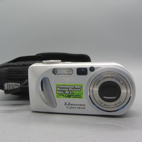 Sony digital camera - camera, cybershot