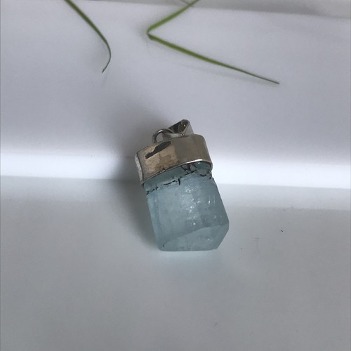 Aquamarine pendant natural - aquamarine,