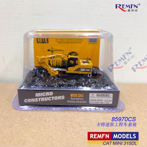 Mini cat excavator - ﻿,