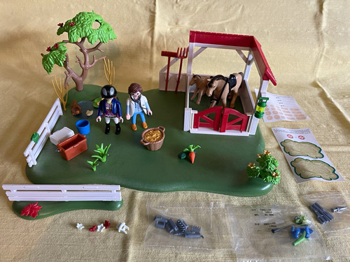 Playmobil 6147 horse stable - playmobil,