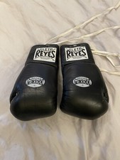 cleto reyes boxing gloves