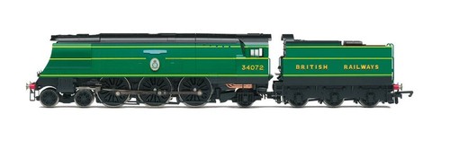 Hornby r30129 battle of - br,