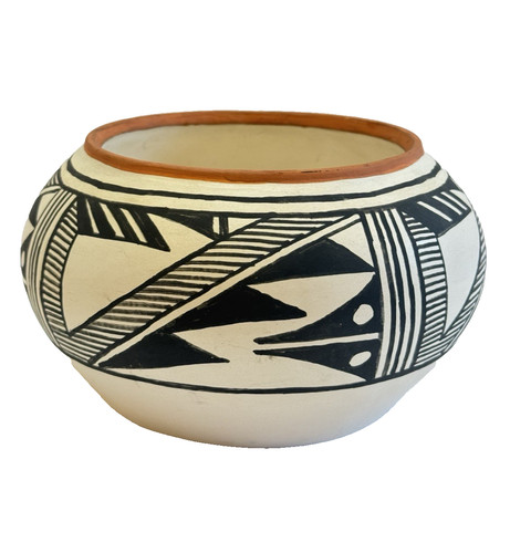 Vintage isleta pueblo - pueblo, pottery