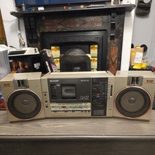 Boombox Sharp Qt37