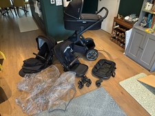 Nuna Demi Grow pushchair with carrycot, two sibling seats, raincovers, footmuffs