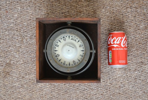 Vintage boat compass old - , ship