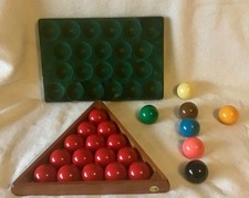 Vintage Snooker Balls - Full