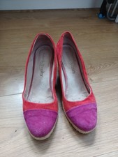 Well Worn High Heel Shoe RUSSELL & BRO.LEY