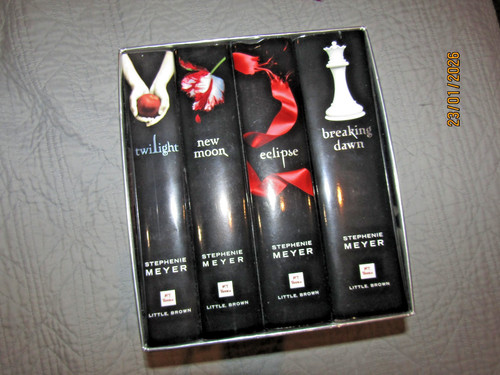 The twilight saga stephanie - saga, by