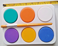 Childrens Art Palette c/w 6 XLarge 57mm Watercolour Tempera Paint Blocks & Brush