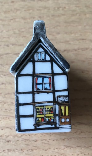 Sweet shop wade whimsey - –,