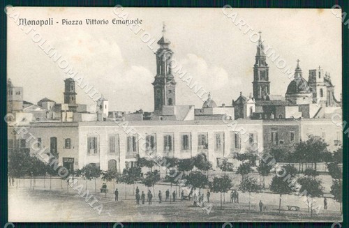 Bari monopoli piazza vittorio - monopoli,
