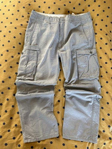 Levi white tab grey cargo - levi’s,