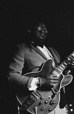 American singer songwriter