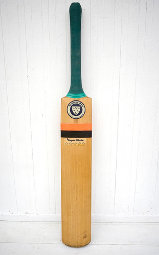 Vintage cricket bat newbery - cricket,